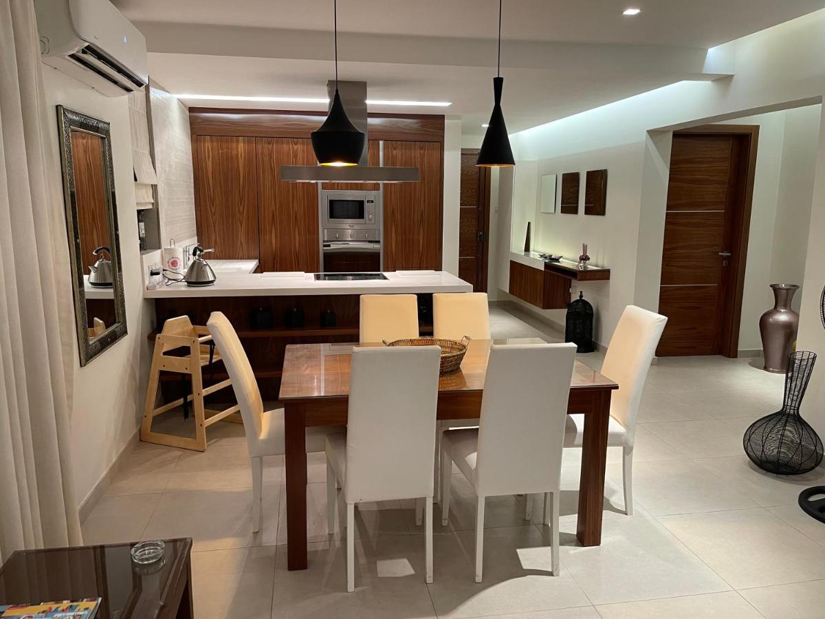 Deluxe Apartment With Pool In The Heart Of St Pauls Bay San Pawl il-Baħar Eksteriør bilde